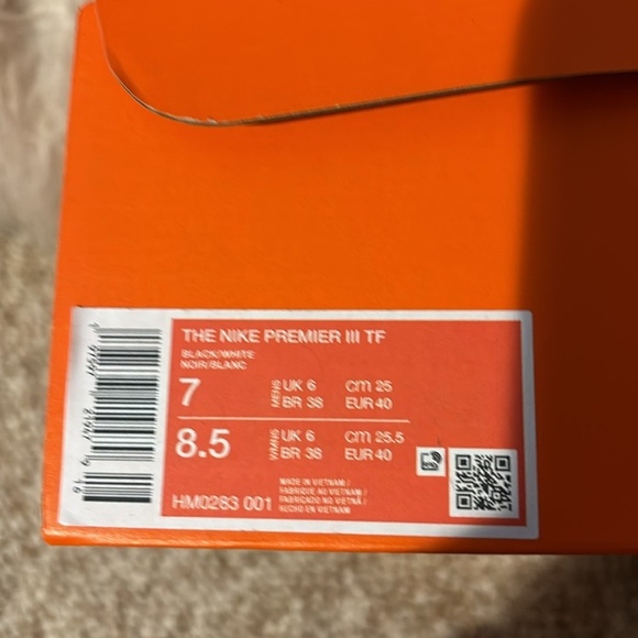 The Nike Premier III TF - Picture 7 of 8